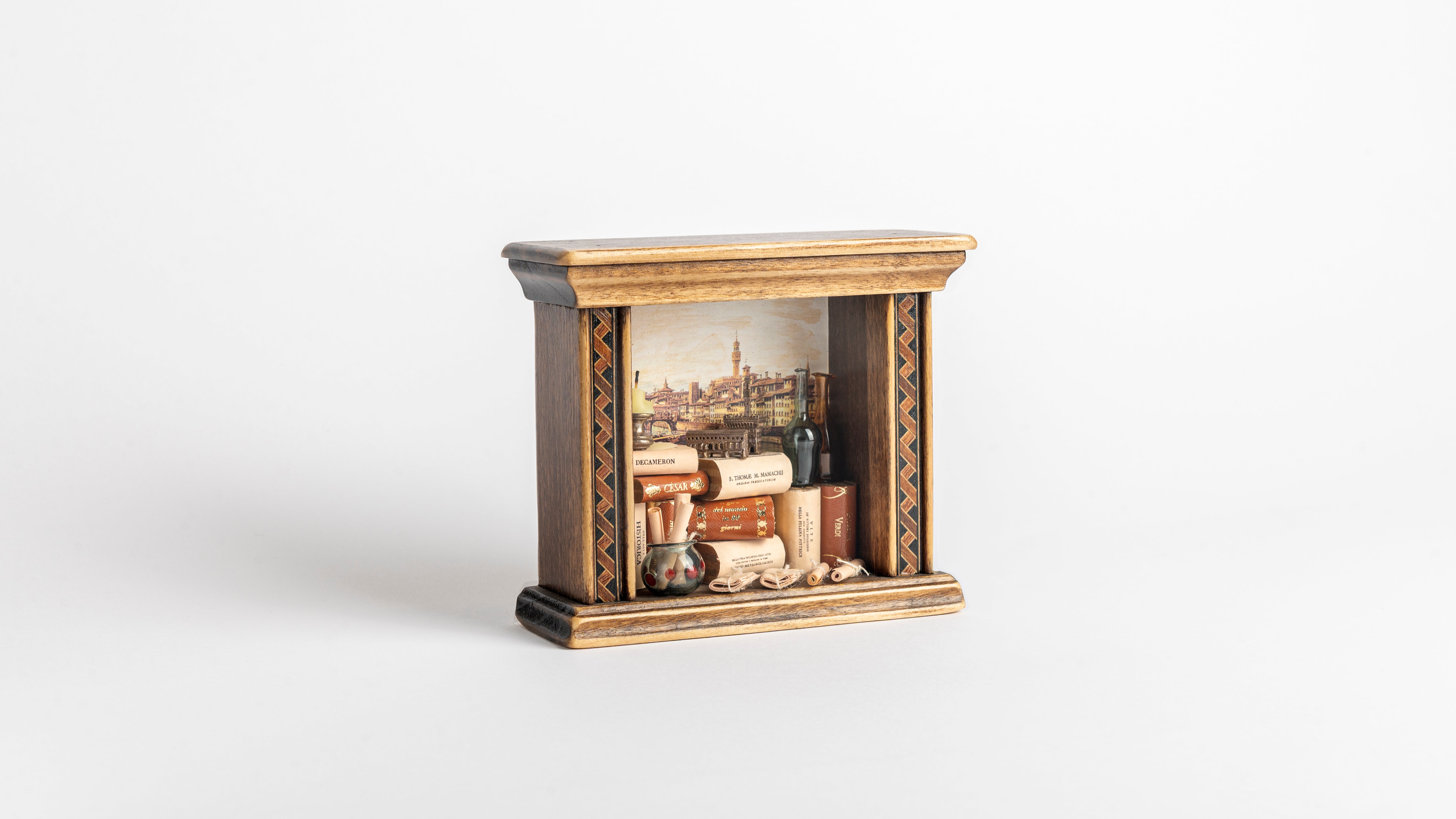 Small horizontal with inlays