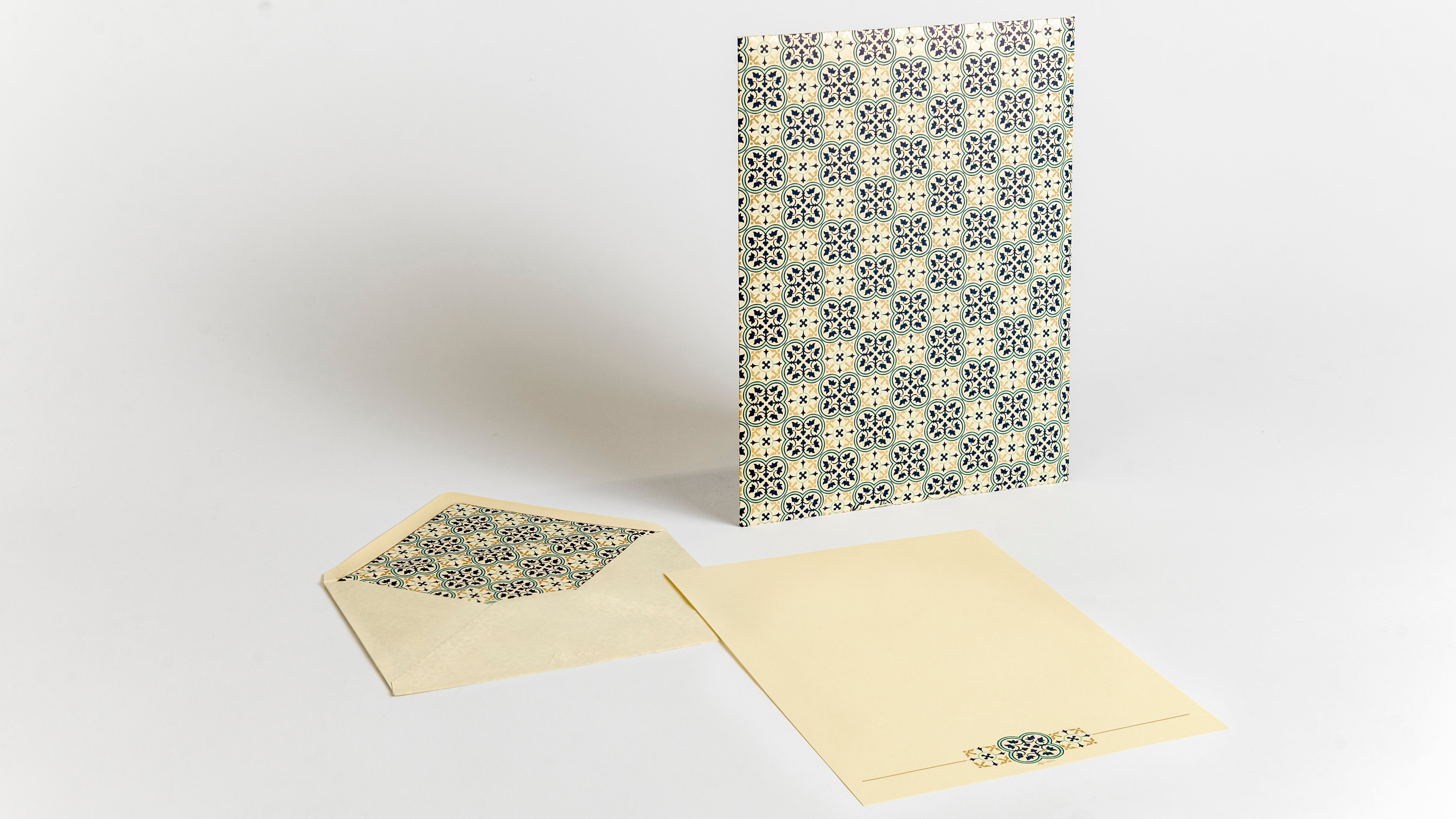 Arabesque Box Set