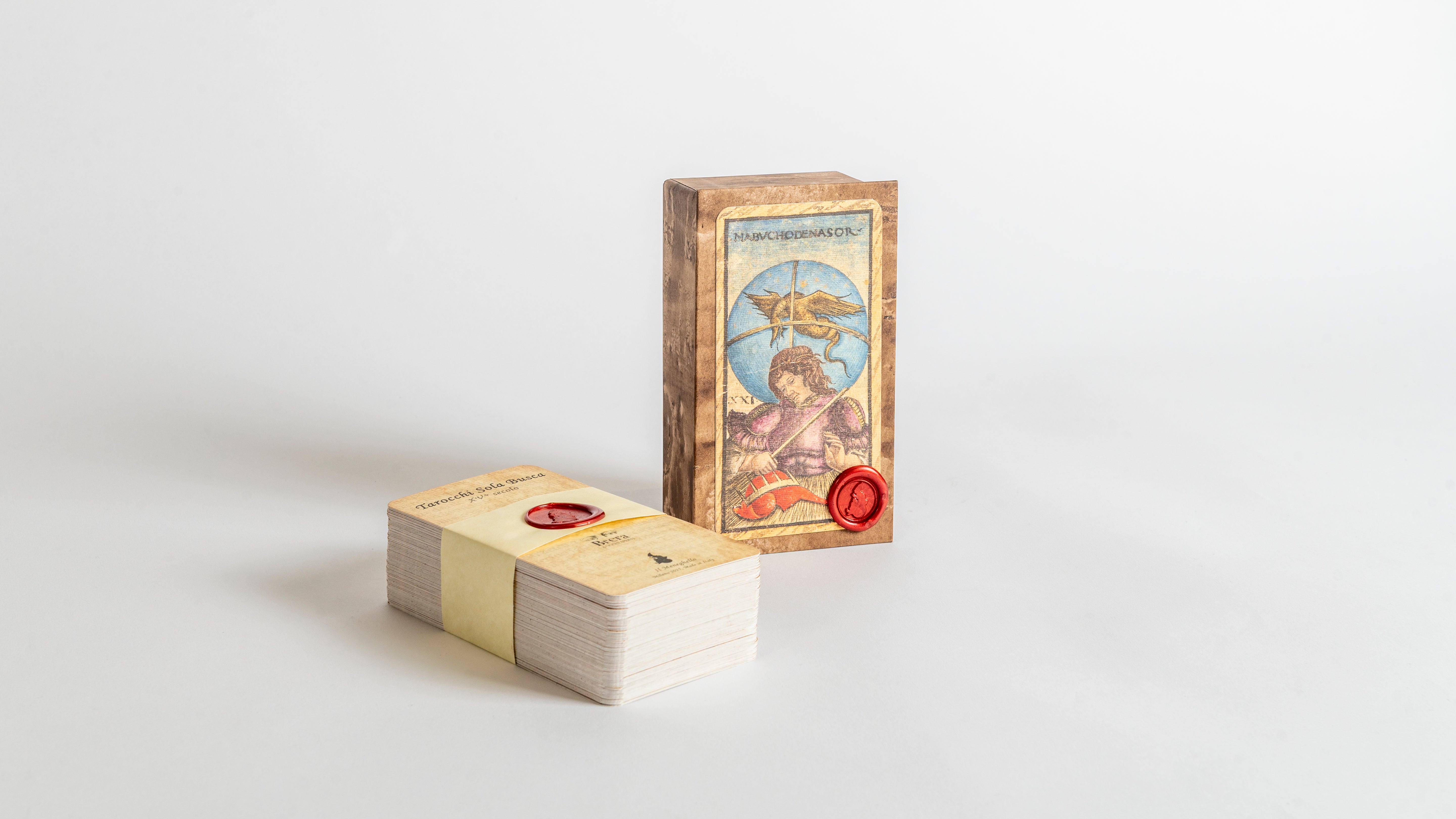 Sola Busca Tarot + Book