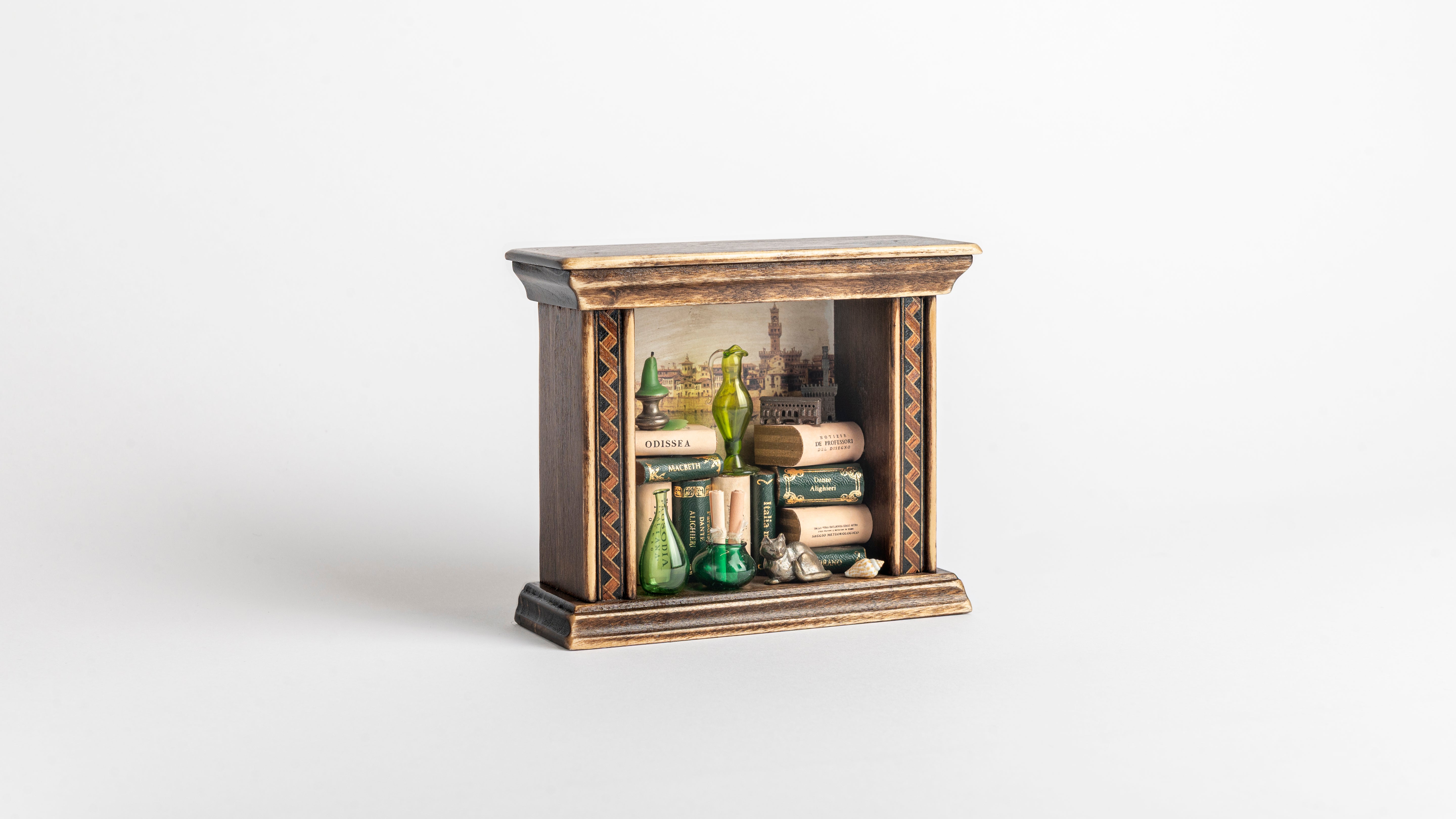 Small horizontal with inlays