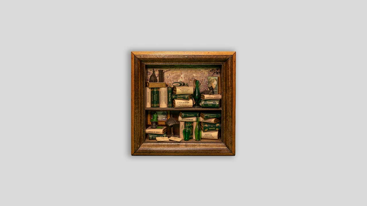 "Cube" mini-library